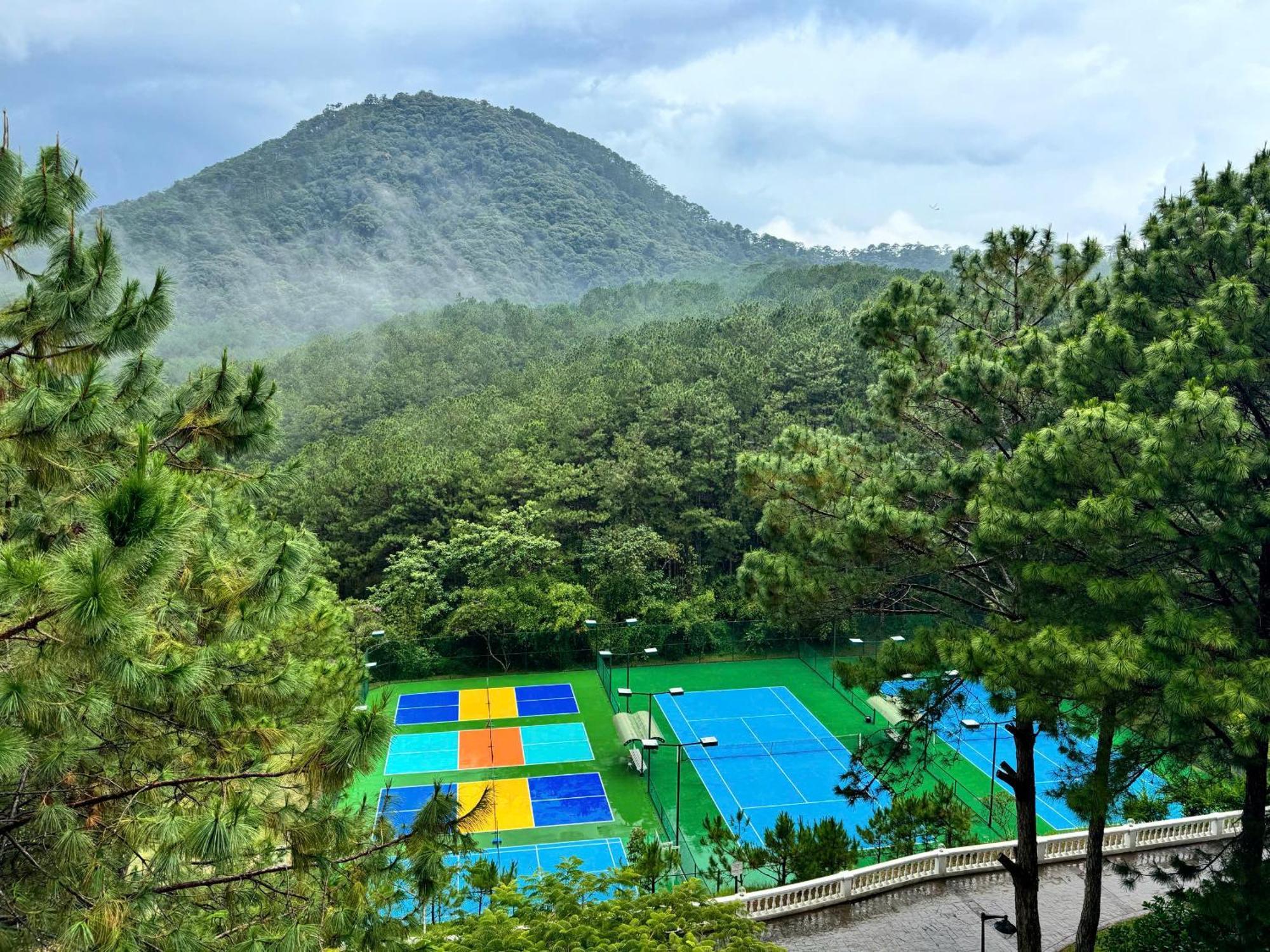 Dalat Edensee Lake Resort & Spa Exterior photo